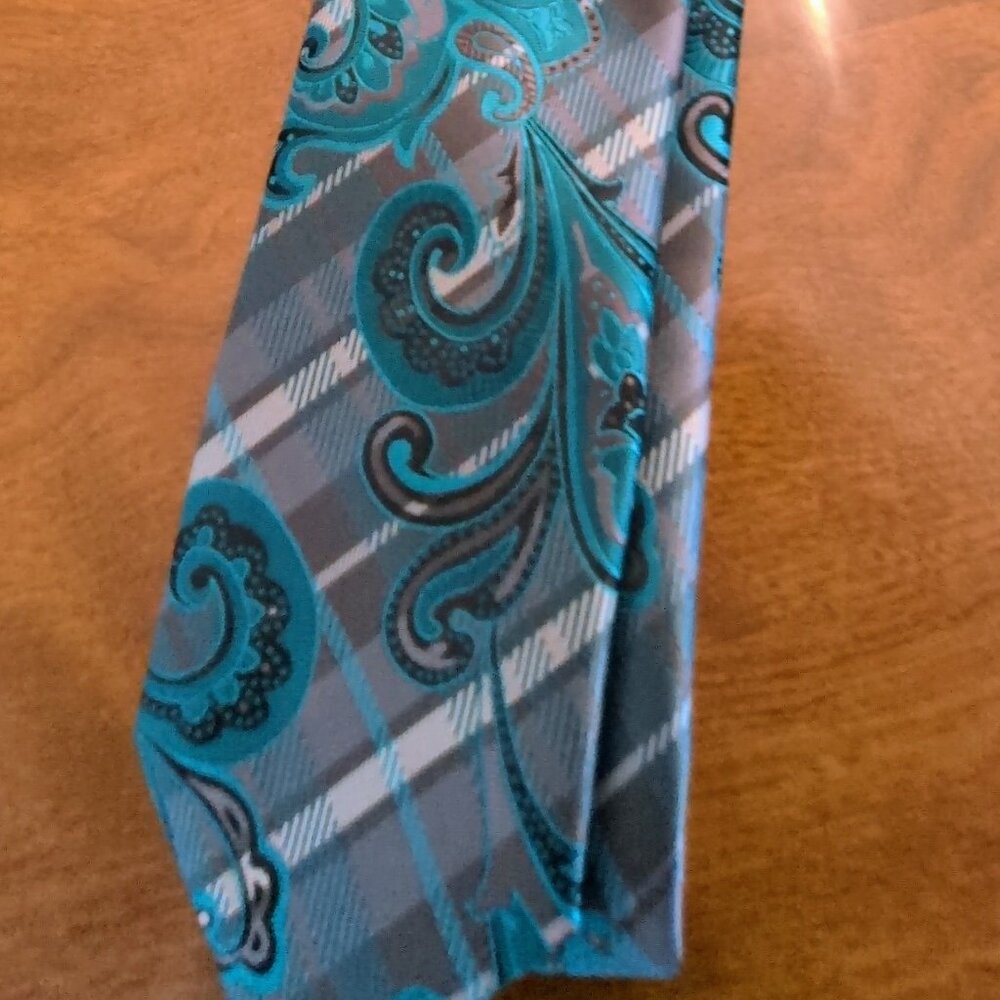 Paul Malone Men’s Silk Necktie – Teal & Gray Paisley Plaid